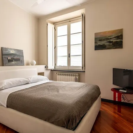 Casa Marina Nel Cuore Di Cenova